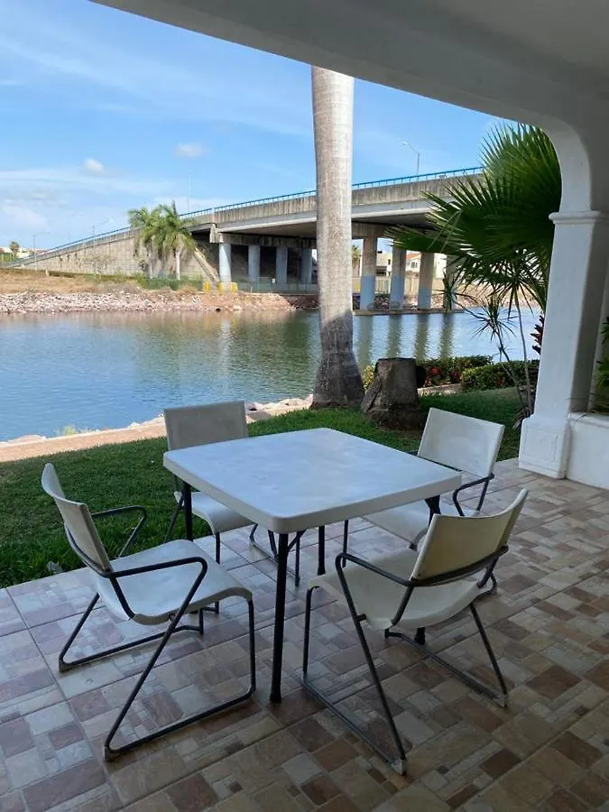 Villas Puerto Iguanas, Marina Mazatlán Meksyk